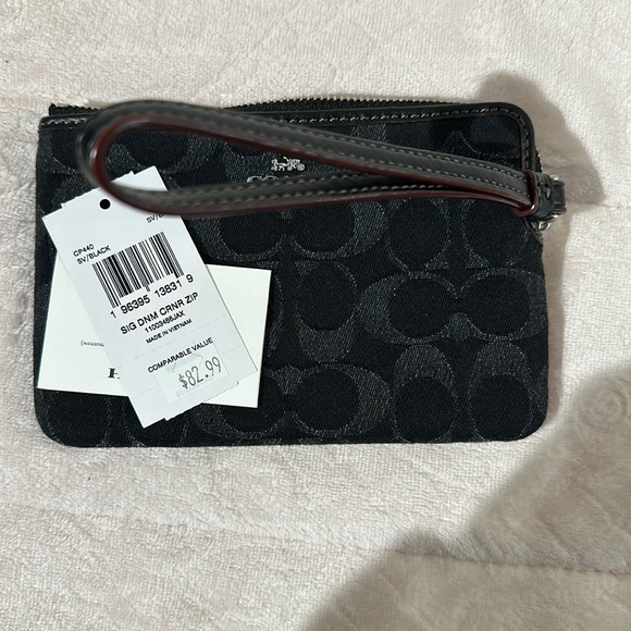 NWT Coach Outlet Corner Zip Wristlet In Signature Denim - Picture 4 of 4